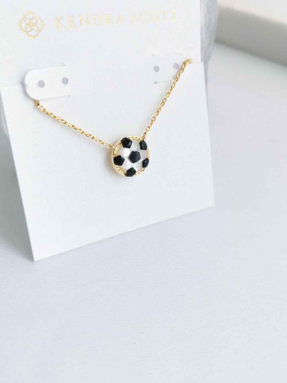 Kendra Scott Soccer Gold Short Pendant Necklace - Picture 3 of 4